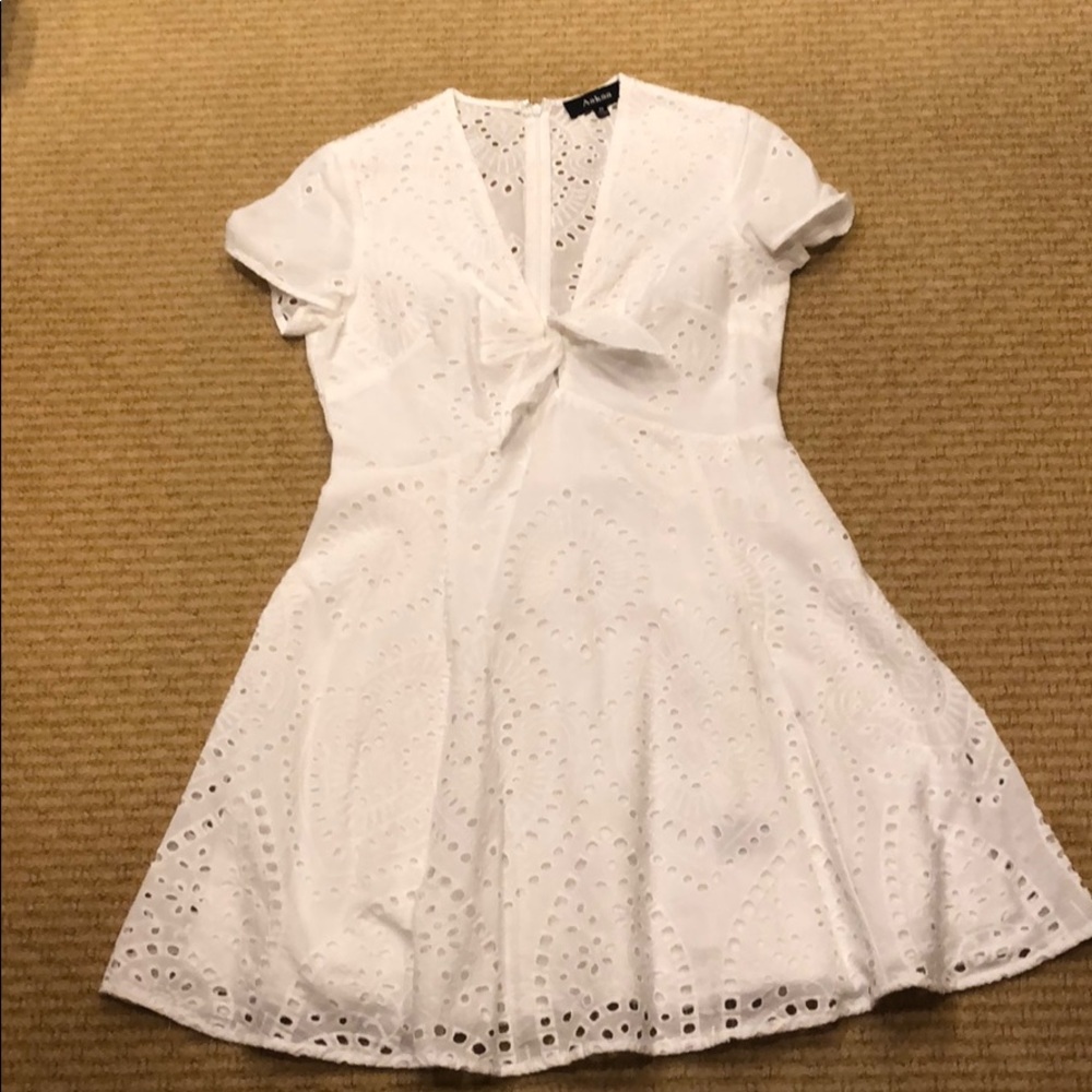 Aakaa White Tie Front Dress Size M
